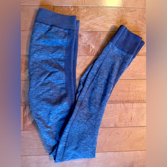 Lululemon leggings Size 4 - Picture 1 of 4